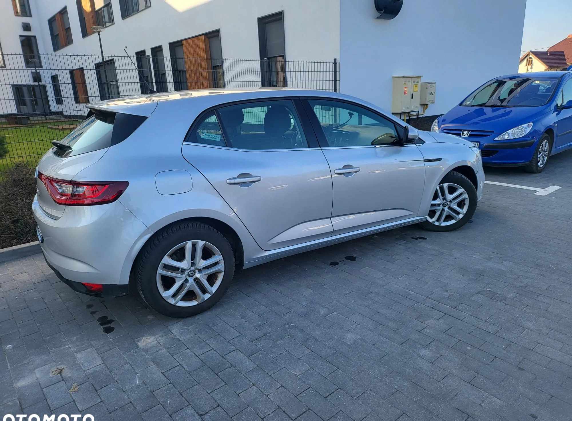 Renault Megane cena 47500 przebieg: 84376, rok produkcji 2020 z Marki małe 596